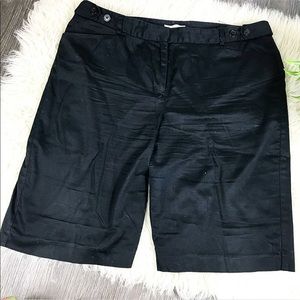 ‼️$4 SALE‼️ Black Women’s Van Heusen Shorts